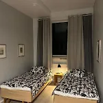 Lejlighedshotel & *